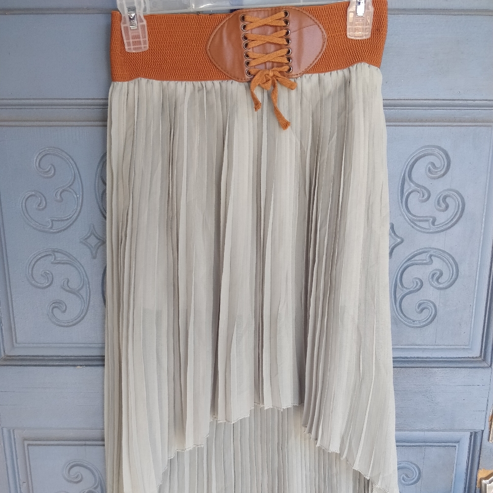 Hi-Low Mint skirt